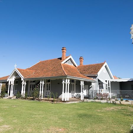The Convent Boutique Accommodation Hay Luaran gambar