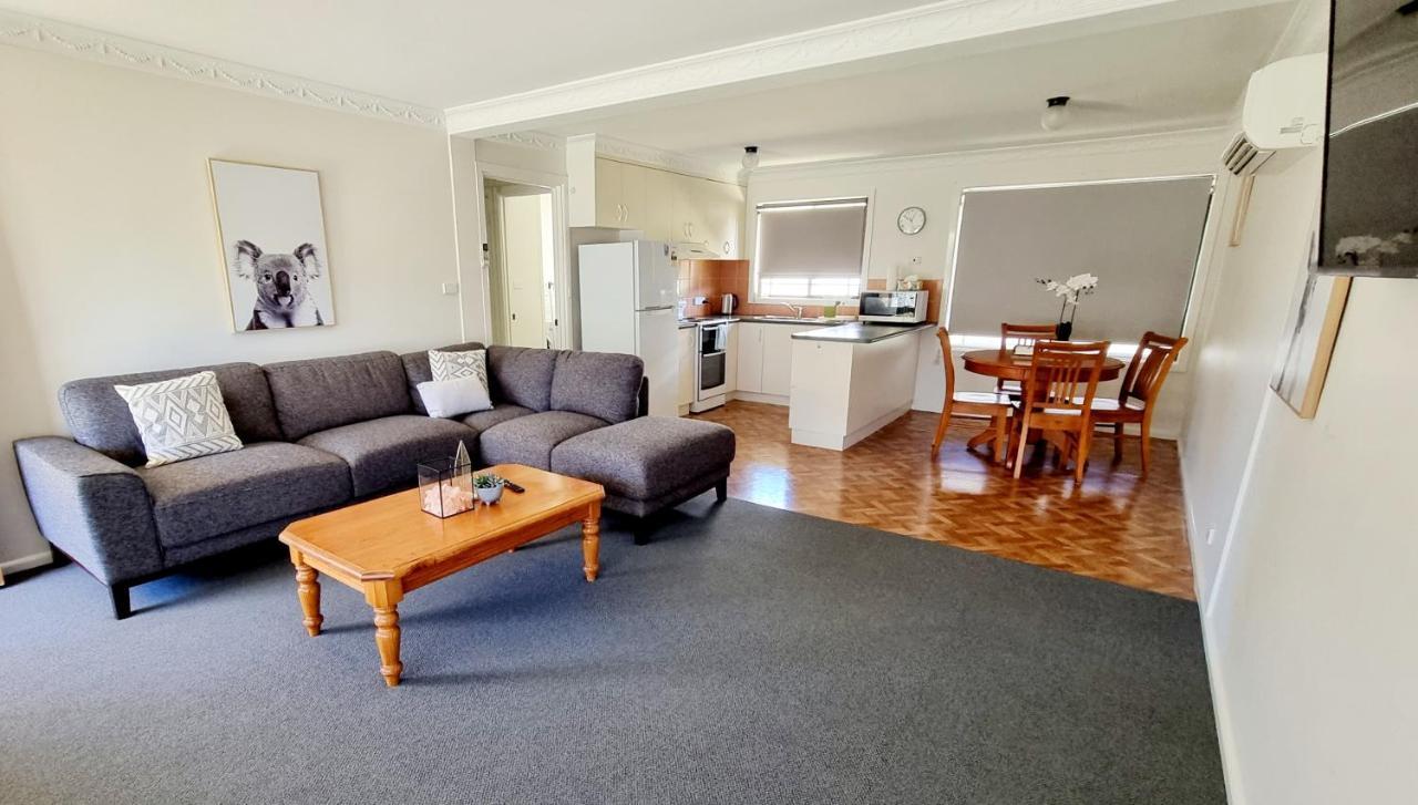 The Convent Boutique Accommodation Hay Luaran gambar