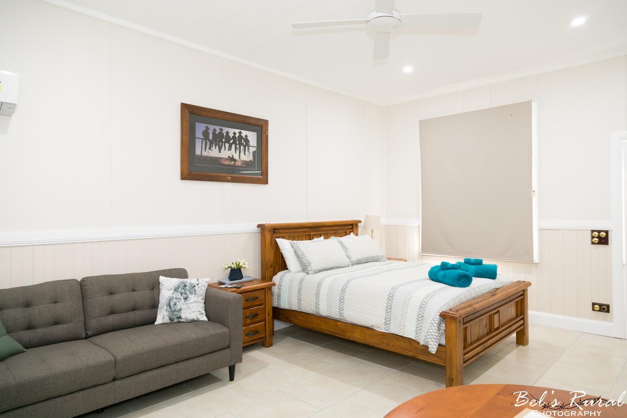 The Convent Boutique Accommodation Hay Luaran gambar